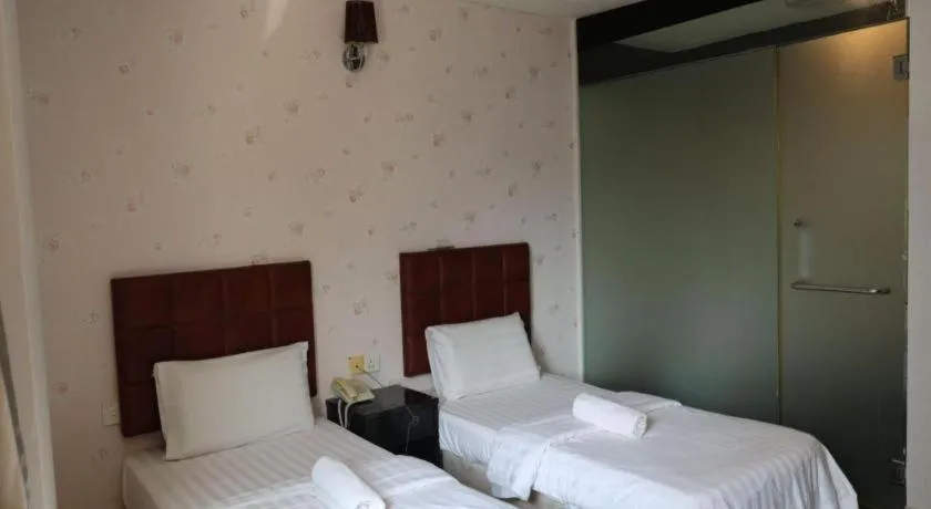 Bed in Hotel O D Nice Inn Hotel