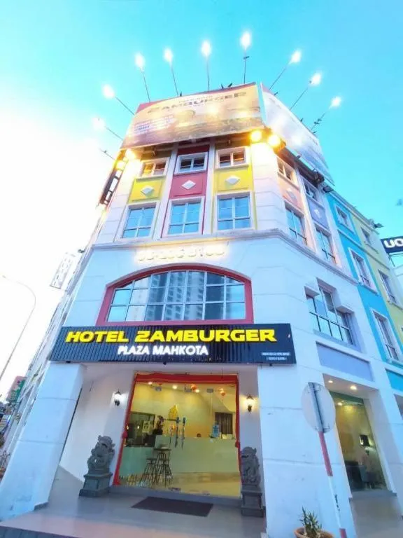 Hotel Zamburger Plaza Mahkota