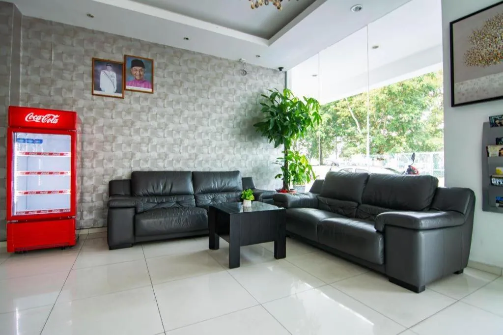 Hotel Zamburger Plaza Mahkota