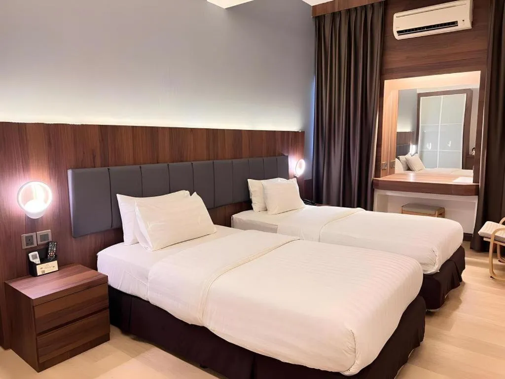 Bed in The Landmark Hotel