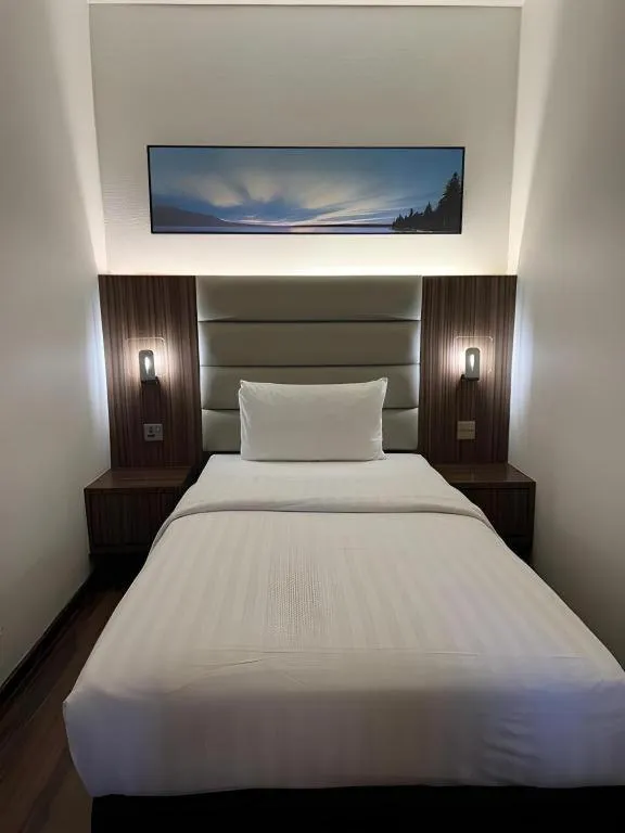 Bed in The Landmark Hotel