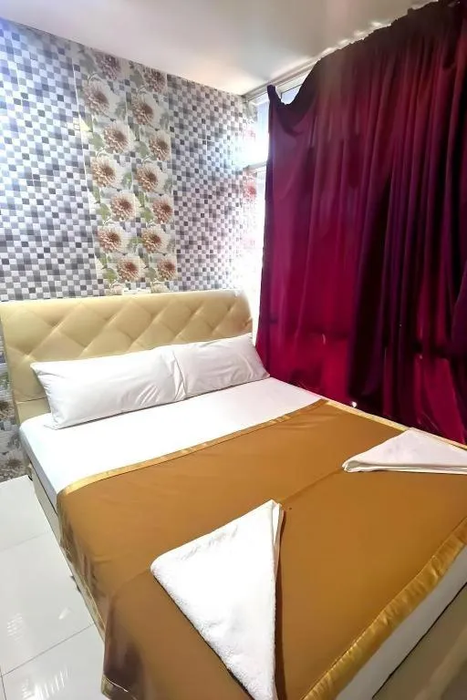 Bed in Batu Caves Business Hotel