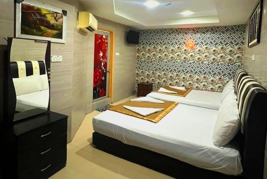 Bed in Batu Caves Business Hotel