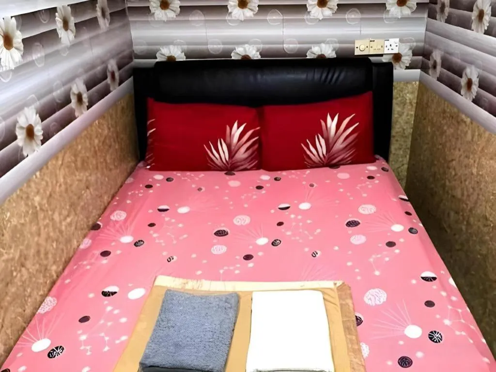 Bed in New Wave Sri Hartamas