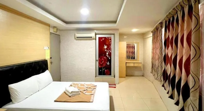 Bed in New Wave Sri Hartamas