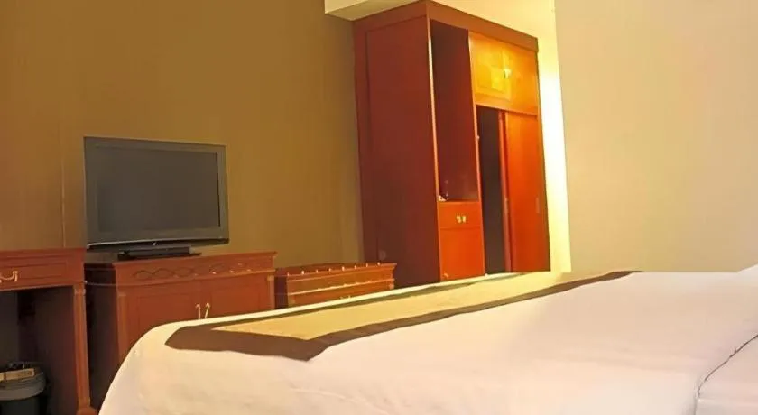 Bed in MB Hotel
