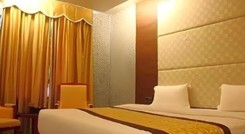 Bed in MB Hotel