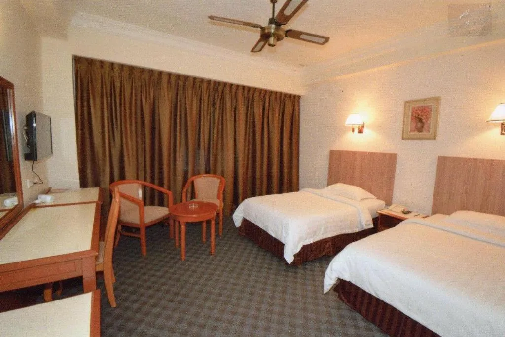 Bed in Seafest Hotel Semporna