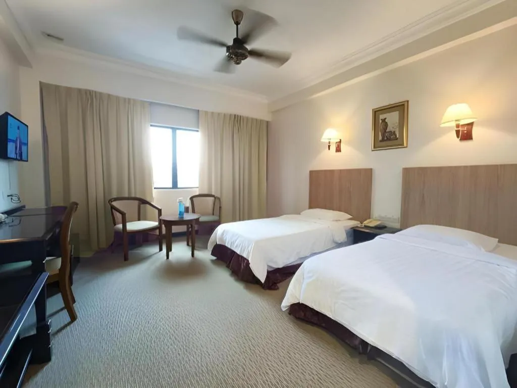 Bed in Seafest Hotel Semporna