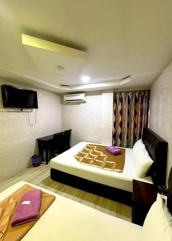 Bed in Hartamas Business Hotel