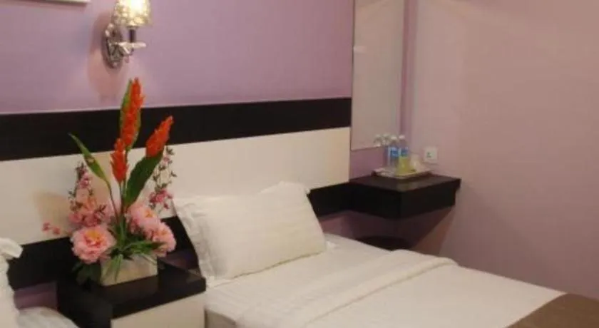 Bed in Hotel Star Moon