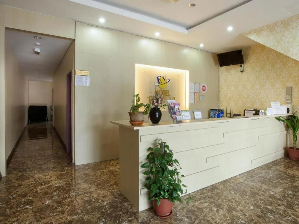 Hotel Zamburger Sungai Besi