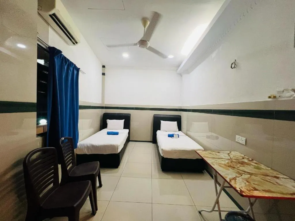 Bed in Burmahtel Hotel