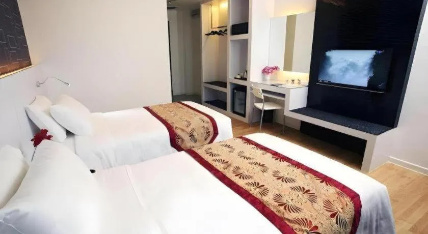 Bed in Cairnhill Hotel Kuala Lumpur