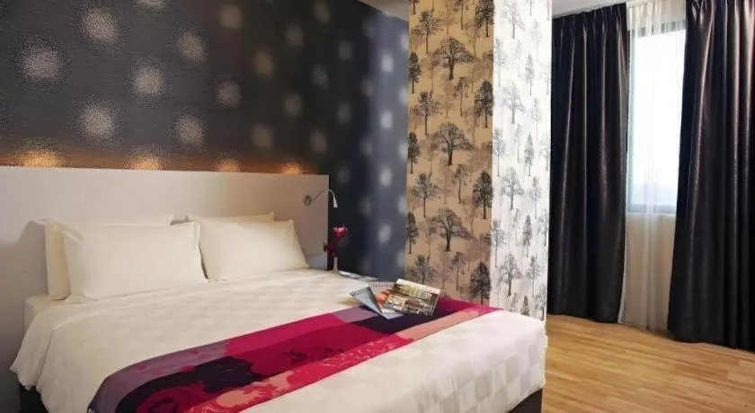 Bed in Cairnhill Hotel Kuala Lumpur