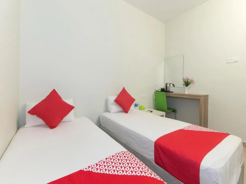 Bed in Hotel Suria Malaqa