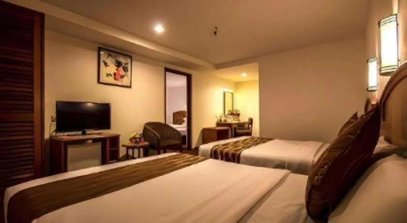 Bed in Hotel Continental Penang