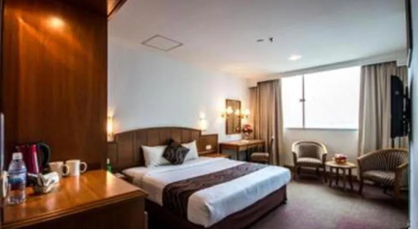 Bed in Hotel Continental Penang