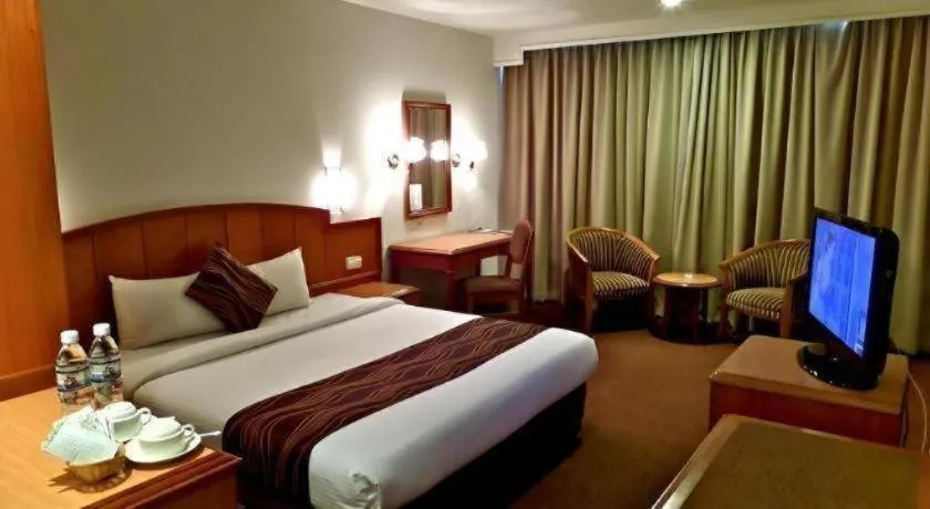 Bed in Hotel Continental Penang