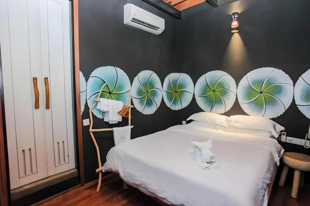 Bed in The Happy 8 Retreat @ Kuala Sepetang