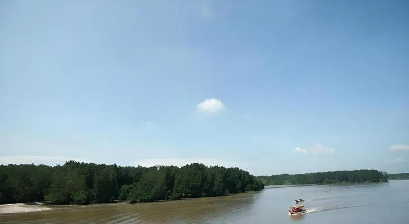 The Happy 8 Retreat @ Kuala Sepetang