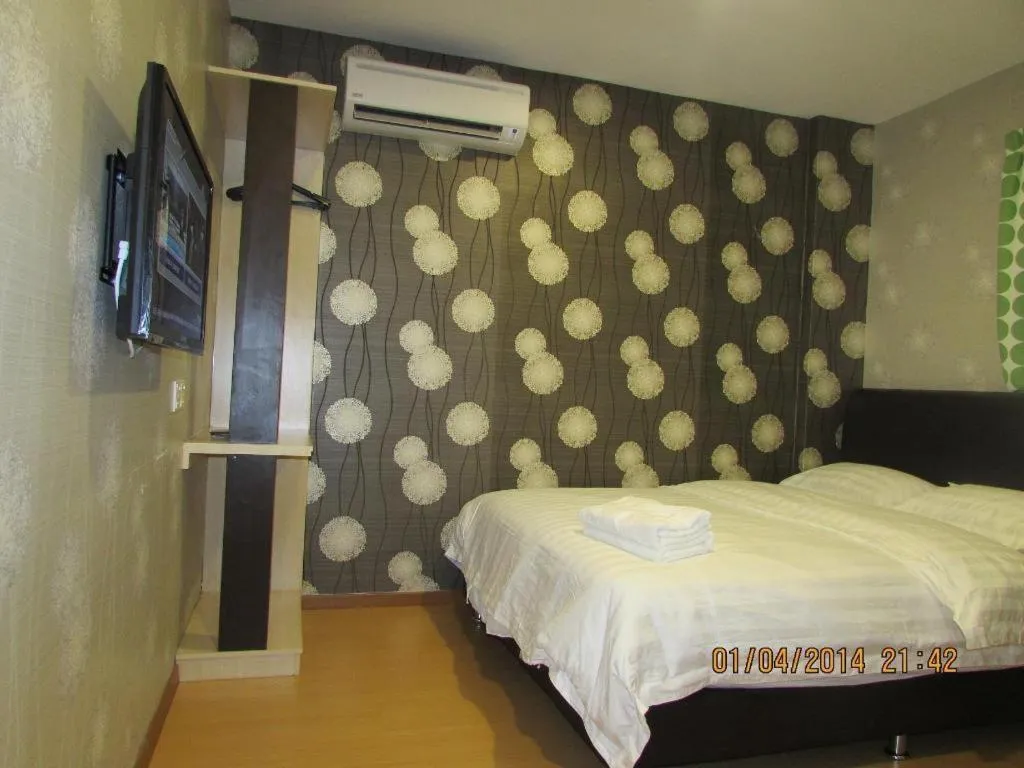 Bed in Hotel Zamburger Enstek