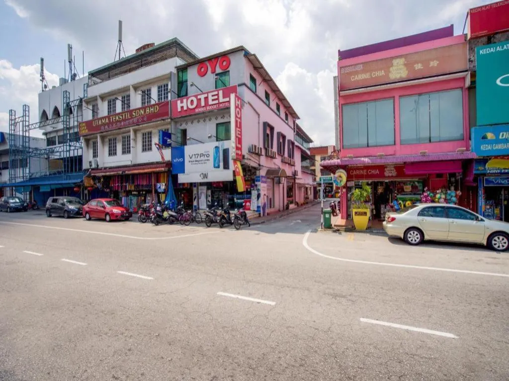 OYO 89895 Senses Budget Hotel