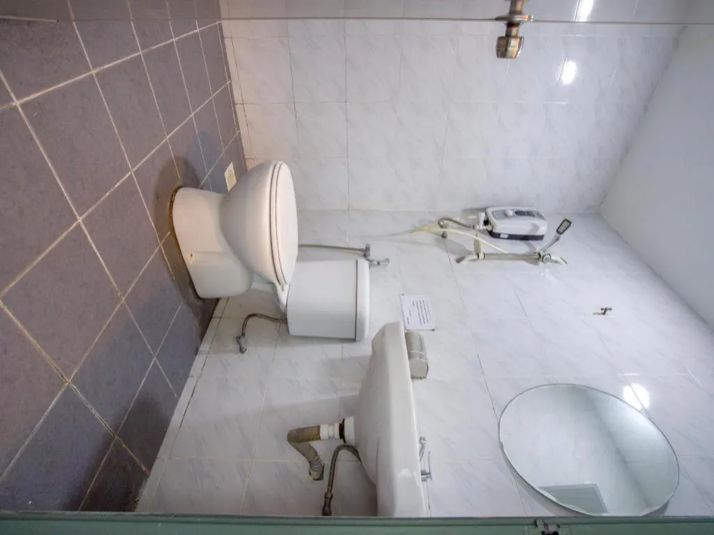 OYO 89895 Senses Budget Hotel