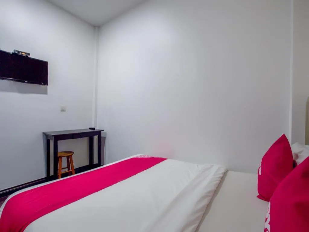 Bed in OYO 89895 Senses Budget Hotel