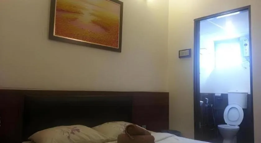 Bed in Camlodge Budget Hotel