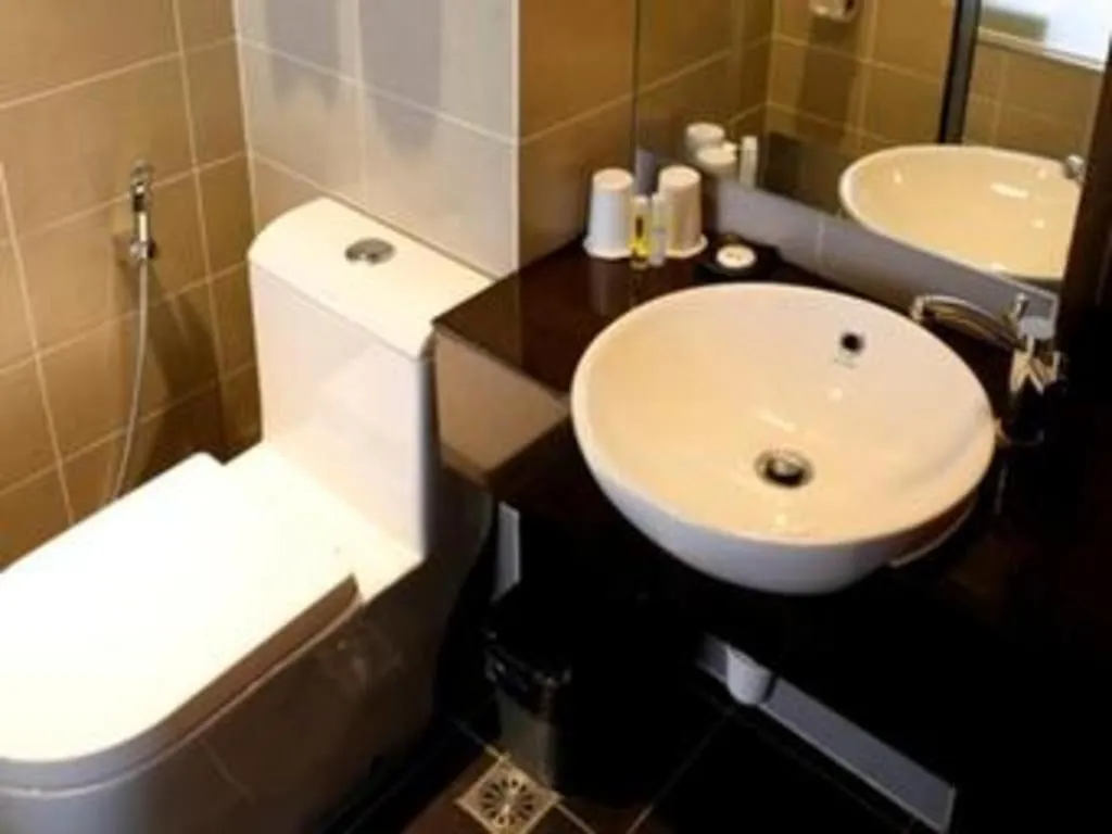 Lot 10 Boutique Hotel