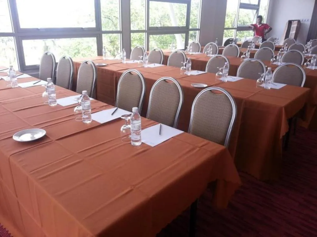 Lot 10 Boutique Hotel