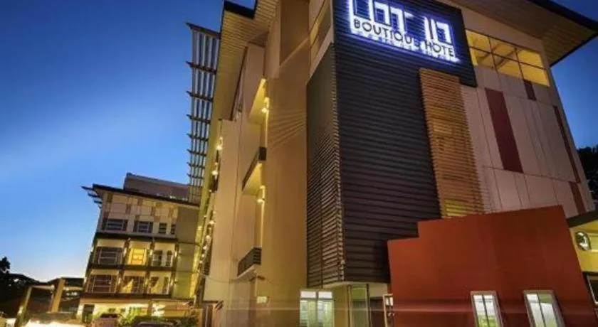 Lot 10 Boutique Hotel