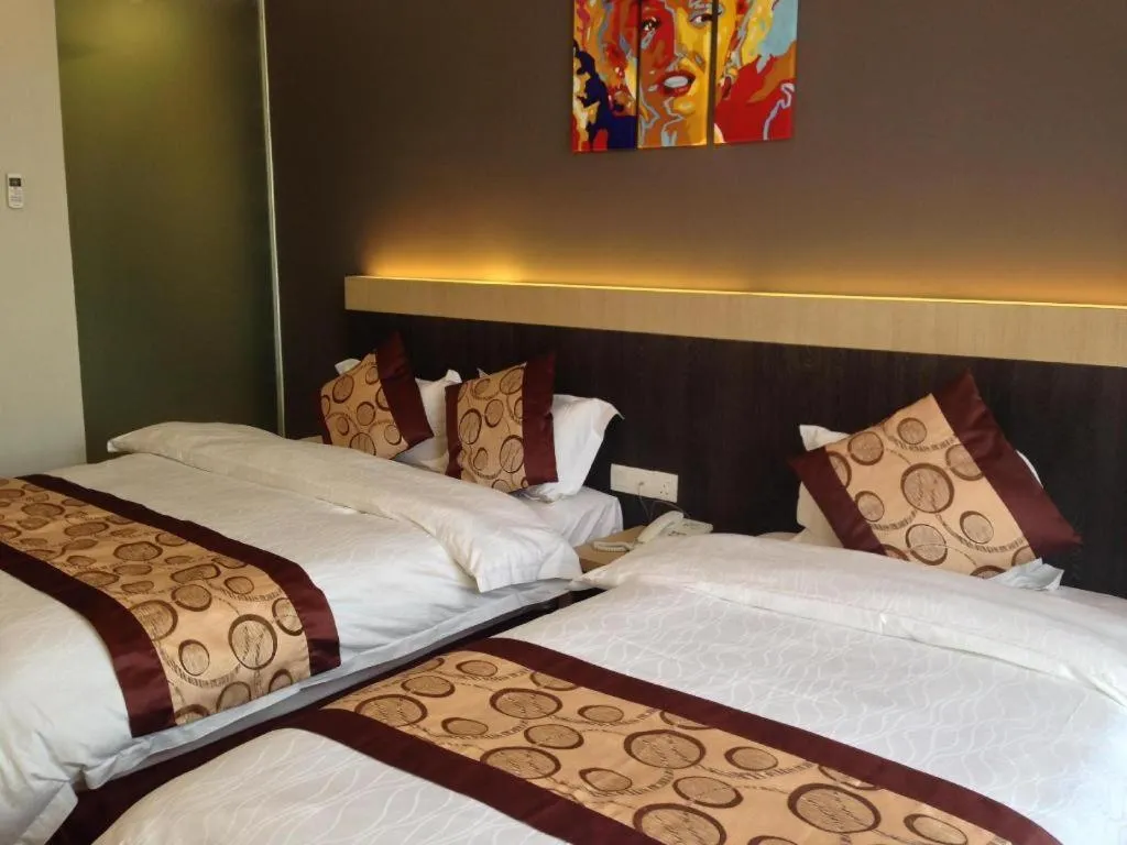 Bed in Lot 10 Boutique Hotel