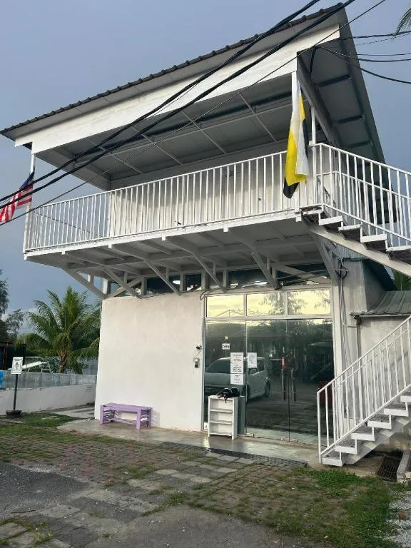 Rockbund Fishing Chalet