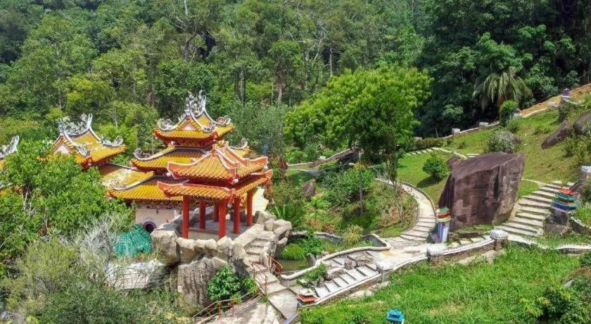 Rockbund Fishing Chalet