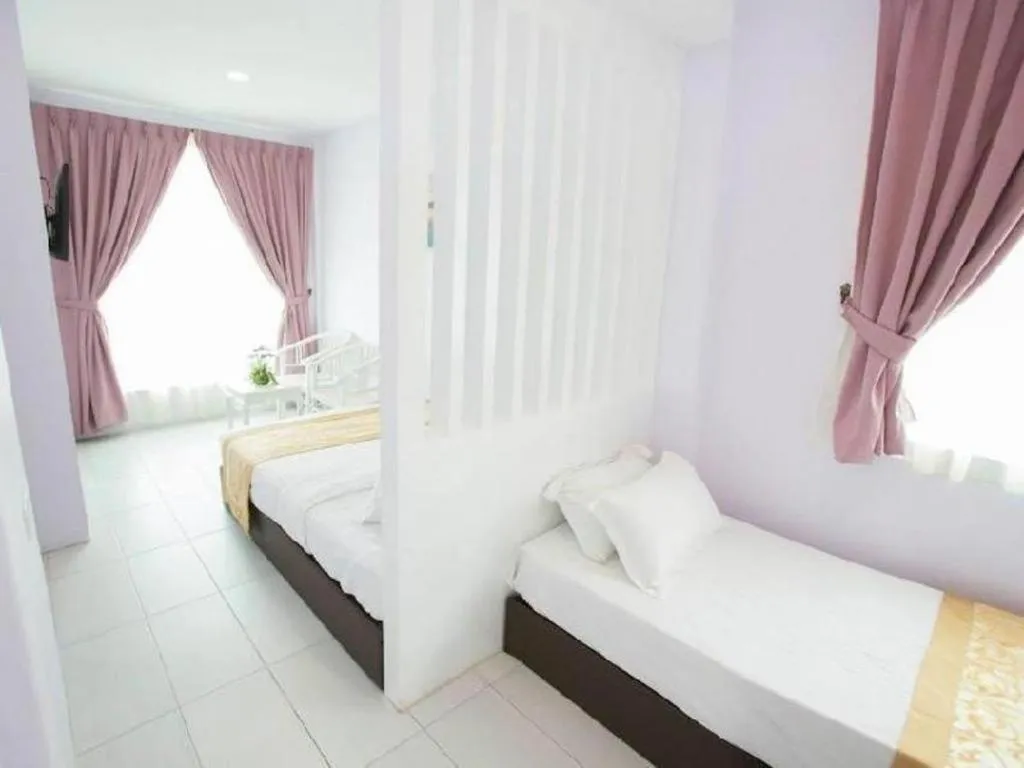 Bed in Skyview Hotel