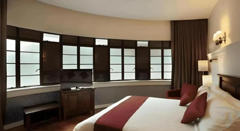 Bed in The Chambers Hotel