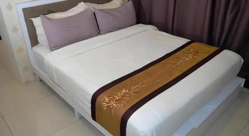 Bed in Le Garden Hotel Kota Kemuning Shah Alam