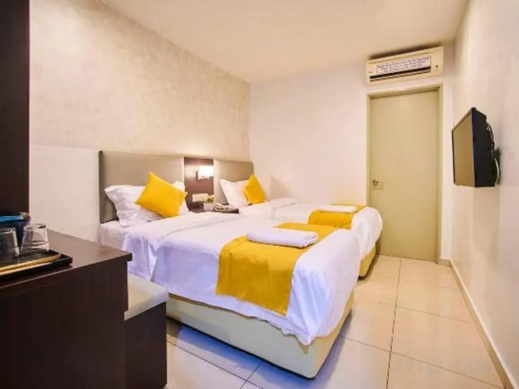 Bed in Hotel Pudu Bintang