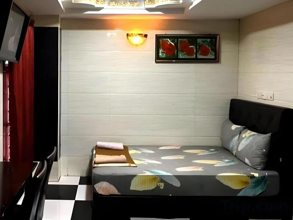 Bed in Kota Damansara Business Hotel