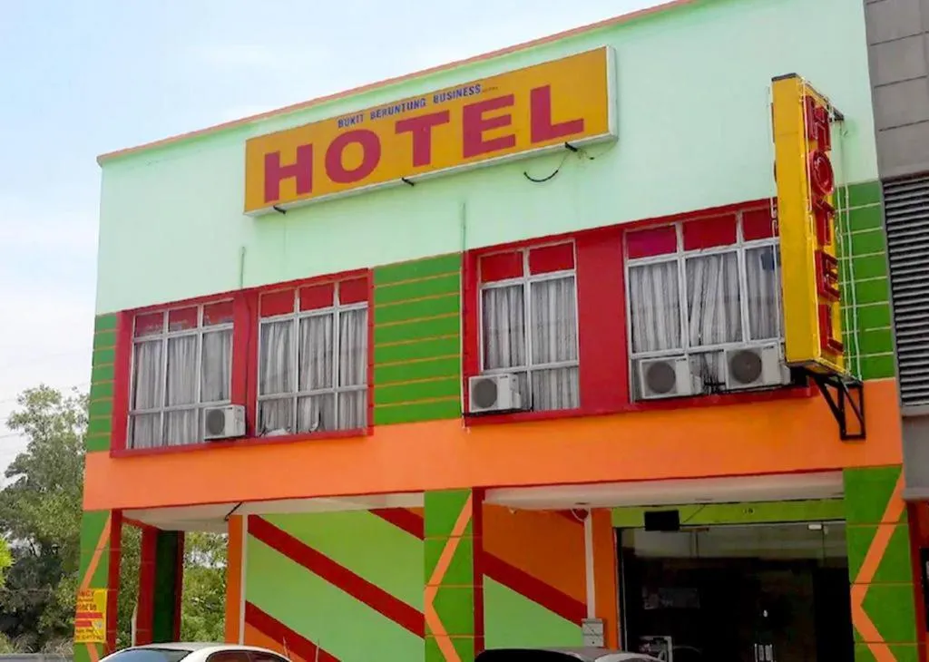 Bukit Beruntung Business Hotel
