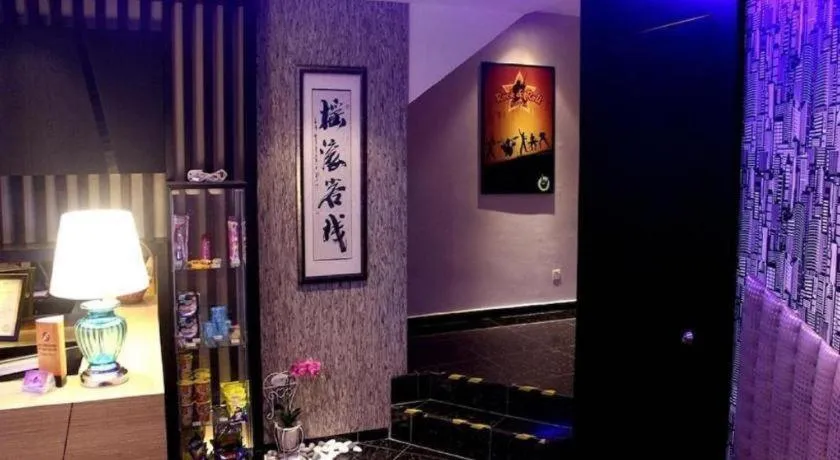 Rock & Roll Hotel Klang