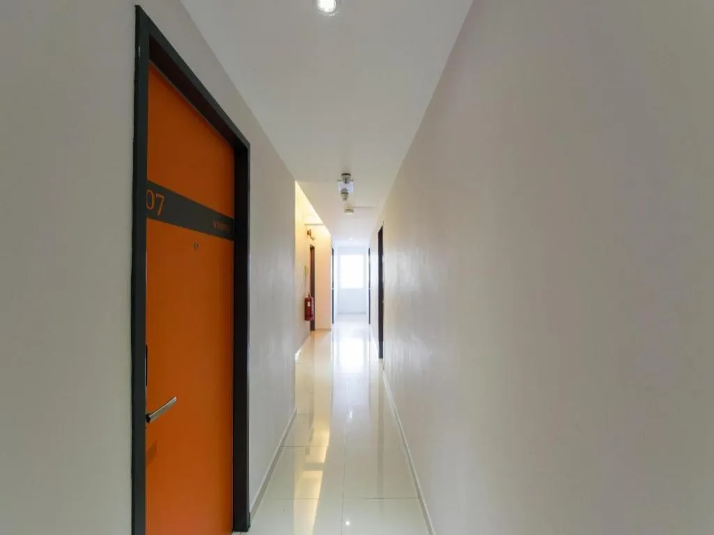 OYO 144 Sovotel Hotel Uptown 101