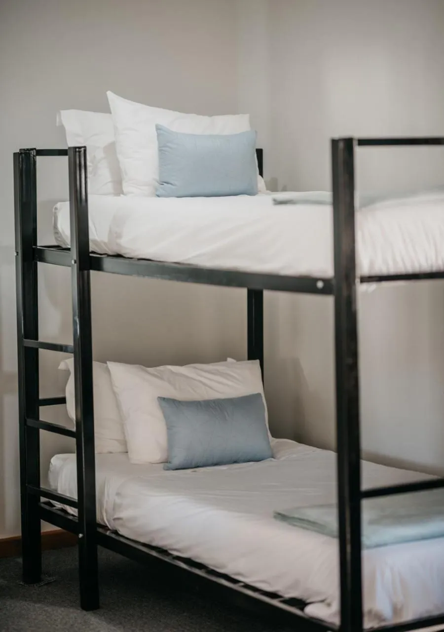 bunk bed, Bed in The Village Lodge