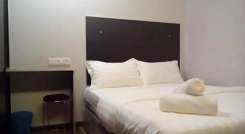 Bed in Portview Hotel