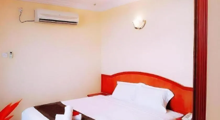 Bed in Global Hotel Labuan