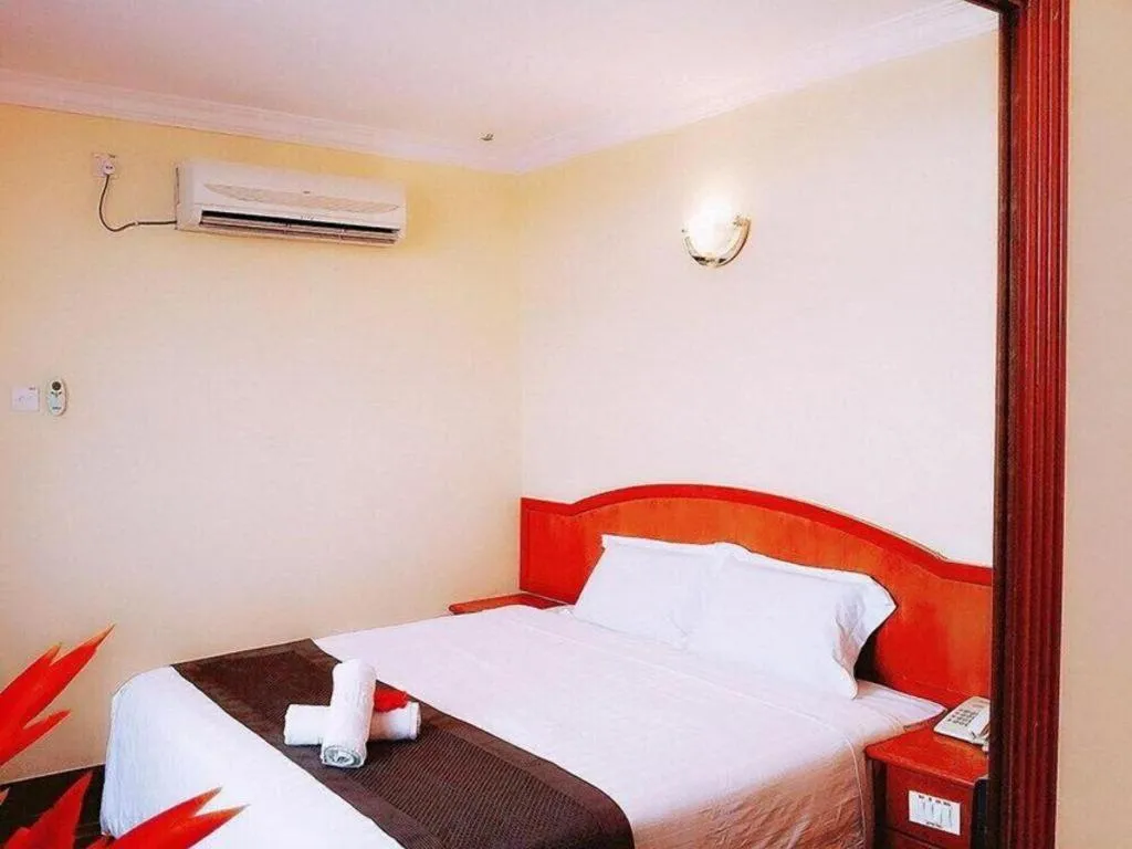 Bed in Global Hotel Labuan