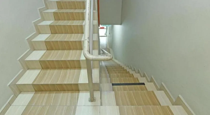 OYO 90553 Hotel 24 Seven