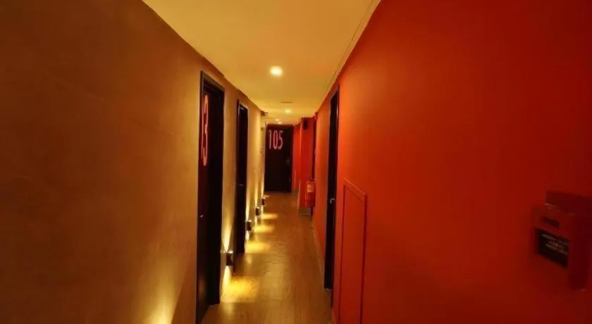 Monaco Boutique Hotel Kampung Air